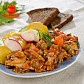 Килька каспийская обжаренная с овощным гарниром в том. соусе 240 гр.